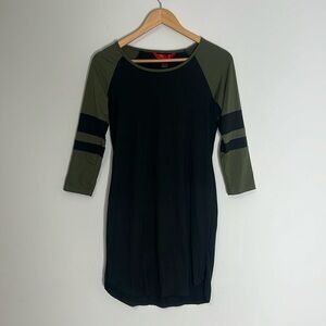 Black and Green Dress | Size S